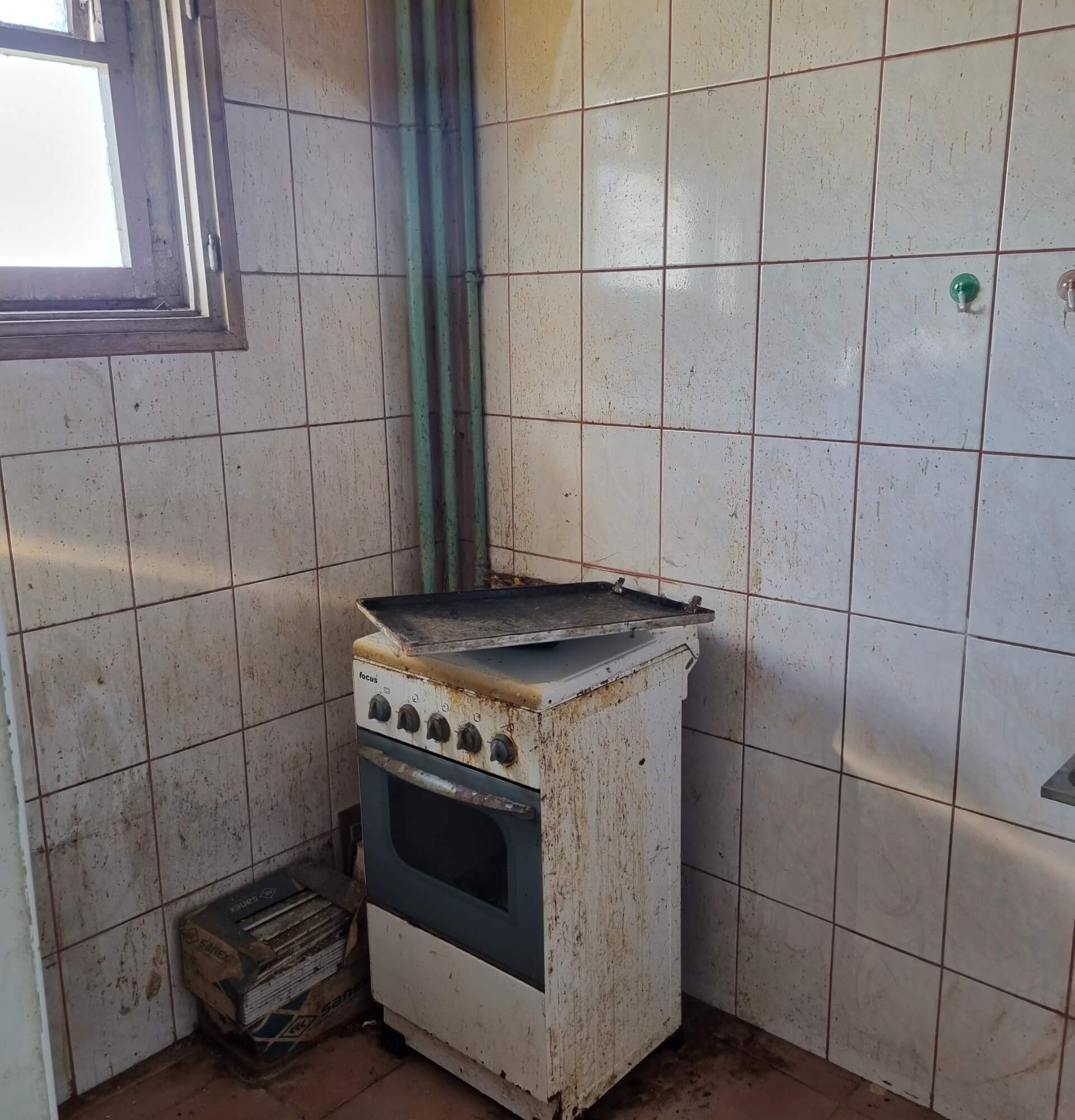 Cum se montează gresia și faianța