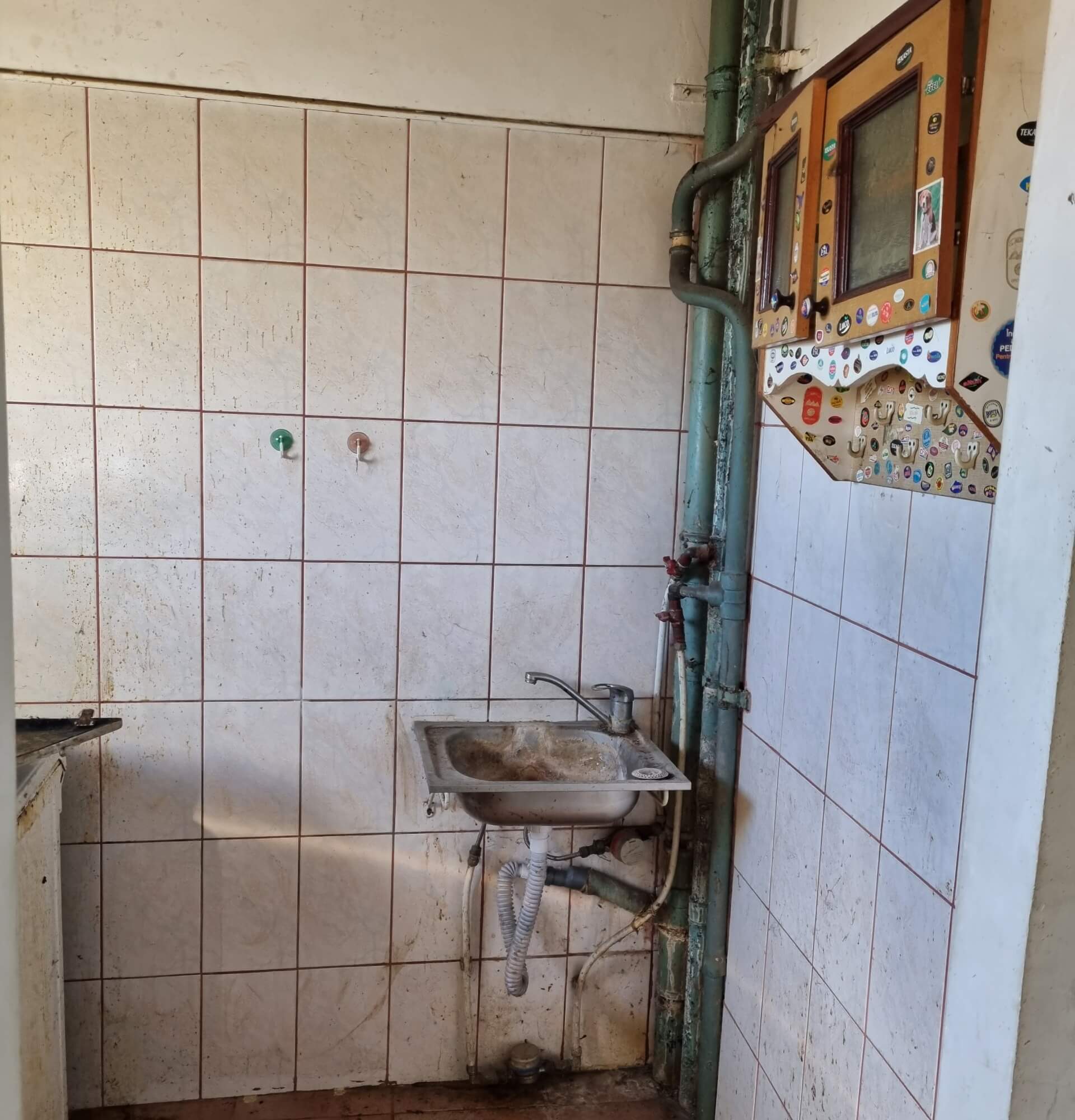 Cum se montează gresia și faianța