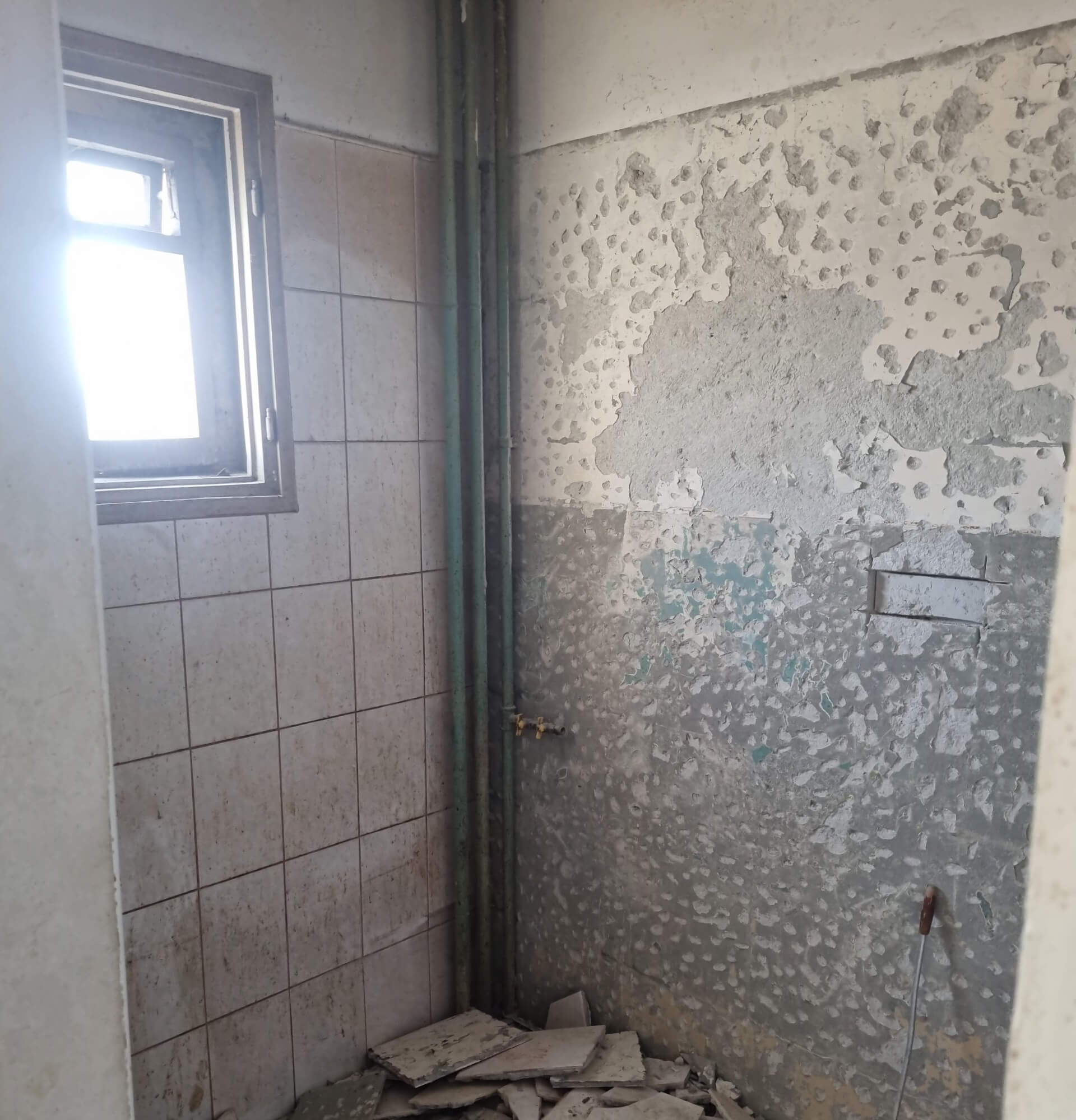 Cum se montează gresia și faianța