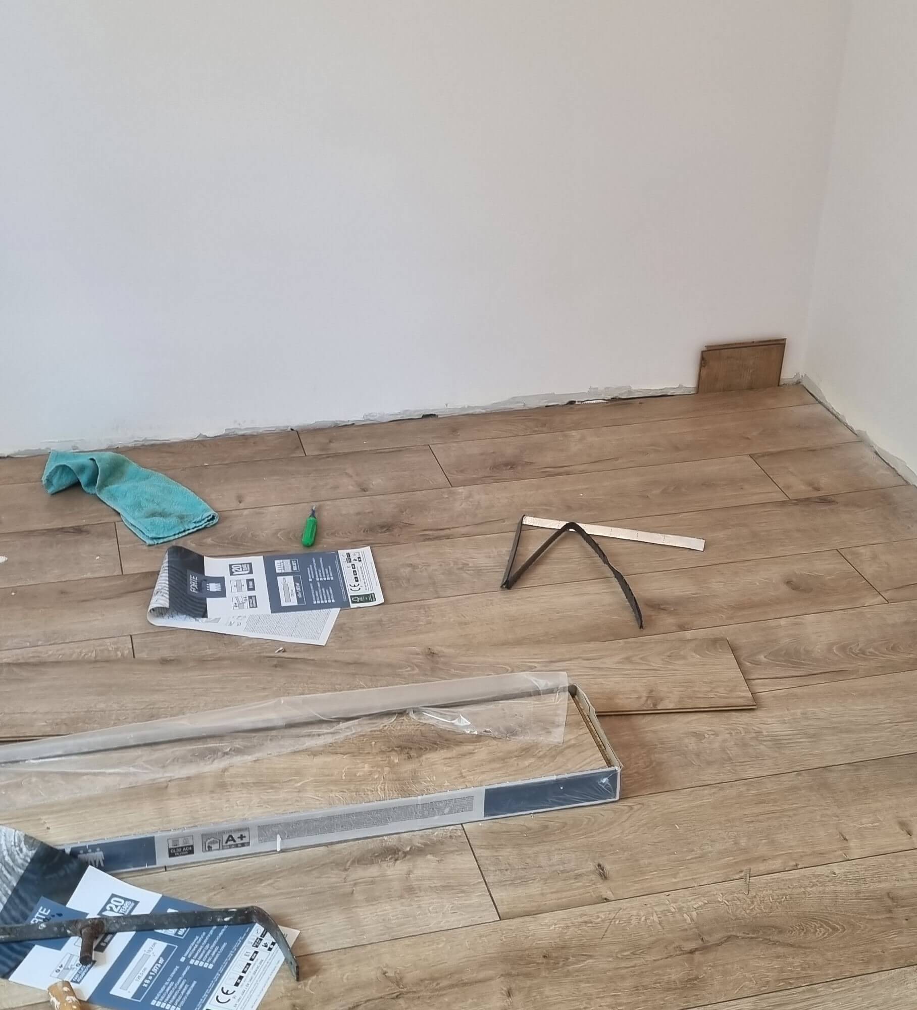 Montaj parchet laminat